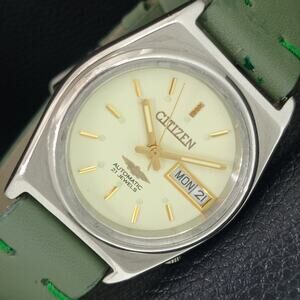 Vintage 1980 Citizen Automatic Mens Silver Watch W/daydate & Radium accents